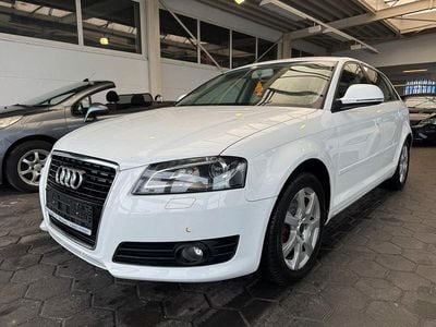 Weiß Gebraucht 2009 Audi A3 Sportback Attraction Kleinwagen | 6.899 € (Fairer Preis)