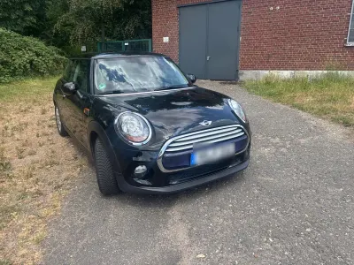 Gebraucht Mini Cooper D 116 PS (85 kW) 2015 Schwarz Kleinwagen