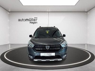 Usata Dacia Dokker Celebration 116 CV (85 kW) 2018 Grigio Monovolume