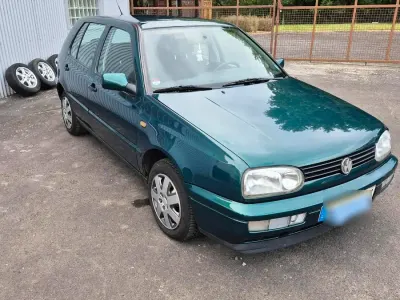 Gebraucht VW Golf III 105 PS (77 kW) 1997 Grün Kleinwagen