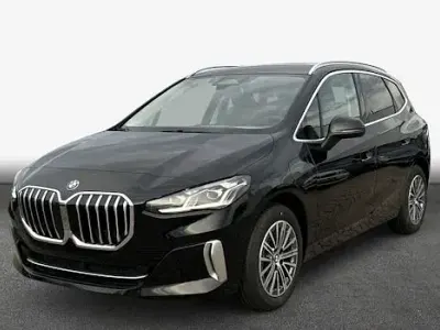 Ny BMW 225 Active Tourer Luxury Line 245 HK (180 kW) 2025 Sort MPV