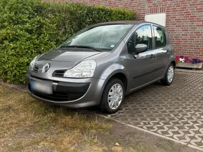 Gebraucht Renault Modus 75 PS (55 kW) 2010 Grau Van / Kleinbus