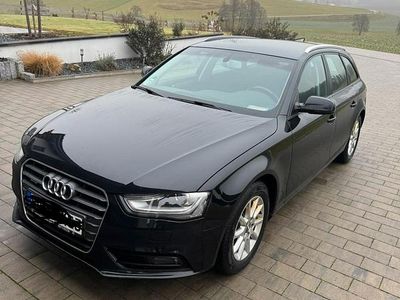 Gebraucht Audi A4 Comfort 179 PS (131 kW) 2014 Schwarz Kombi