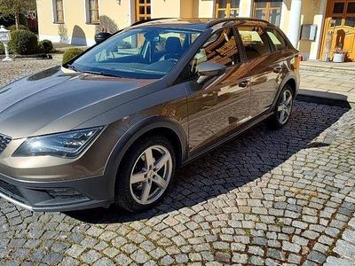 Second-hand Seat Leon X-Perience 4Drive 150 CP (110 kW) 2015 Maro Break