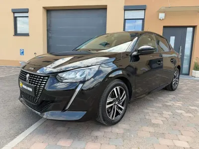 Gebraucht Peugeot 208 Allure 101 PS (74 kW) 2020 Lackierung schwarz perla nera/ Kleinwagen