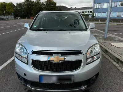 Gebraucht Chevrolet Orlando 131 PS (96 kW) 2012 Grau Van / Kleinbus