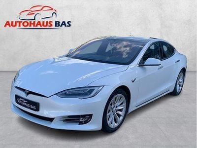 Gebraucht Tesla Model S 386 kW (525 PS) 2020 Pearl white multicoat (metallic) Kleinwagen