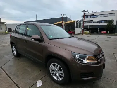 Gebraucht VW Tiguan 160 PS (117 kW) 2015 Braun SUV