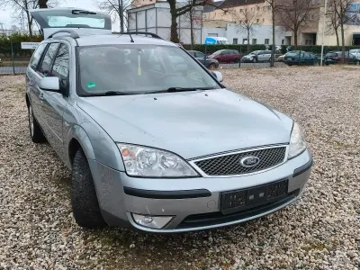 Gebraucht Ford Mondeo 110 PS (80 kW) 2006 Silber Kombi
