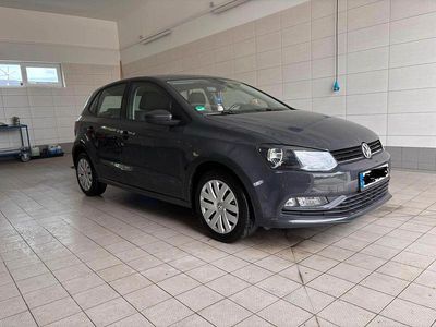 Gebraucht VW Polo 75 PS (55 kW) 2015 Andere farben Kleinwagen