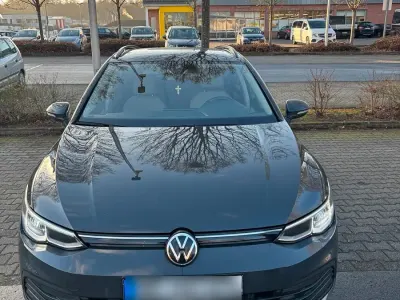 Gebraucht VW Golf VII Life 150 PS (110 kW) 2021 Grau Kleinwagen
