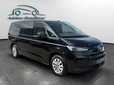 Gebraucht VW Multivan 204 PS (150 kW) 2024 Schwarzkeine angabe Van / Kleinbus