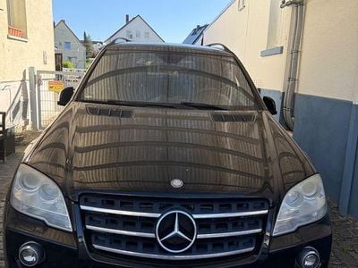 Begagnad Mercedes ML450 306 HK (225 kW) 2010 Svart SUV