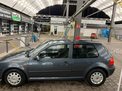 Brugt VW Golf III Comfortline 101 HK (74 kW) 1999 Grå Sedan