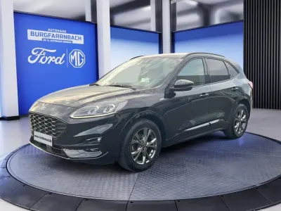 Gebraucht Ford Kuga ST-Line 150 PS (110 kW) 2021 Agate black metallic SUV