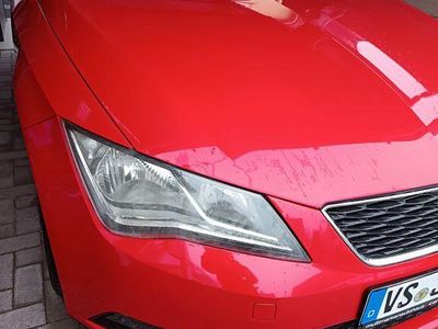 Rot Gebraucht 2014 Seat Leon Reference Limousine | 5.800 € (Superpreis)