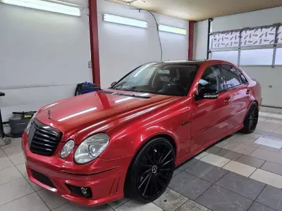 Gebraucht Mercedes E63 AMG AMG 514 PS (378 kW) 2007 Silber Limousine