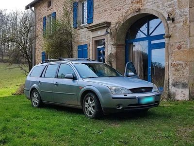 Gebraucht Ford Mondeo 170 PS (125 kW) 2002 Silber Kombi