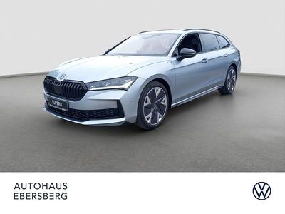 Silber Gebraucht 2025 Skoda Superb SportLine Kombi | 47.999 € (Fairer Preis)