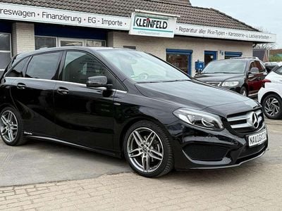 Kosmosschwarzmetallic Gebraucht 2018 Mercedes B200 AMG line Van / Kleinbus | 19.500 € (Fairer Preis)