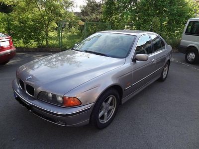 Gebraucht BMW 520 204 PS (150 kW) 1997 Grau Limousine
