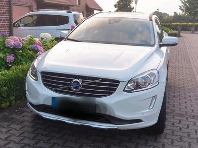 Gebraucht Volvo XC60 181 PS (133 kW) 2014 Weiß SUV