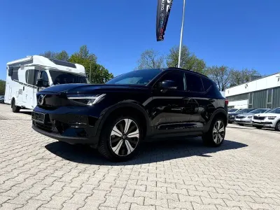 Usata Volvo XC40 Core 300 kW (408 CV) 2022 Nero SUV