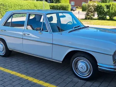 Gebraucht Mercedes S280 109 PS (80 kW) 1971 Weiß Limousine