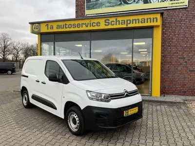 Gebraucht Citroën Berlingo 102 PS (75 kW) 2022 Polarweiß Van / Kleinbus