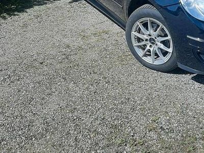 Mercedes B200