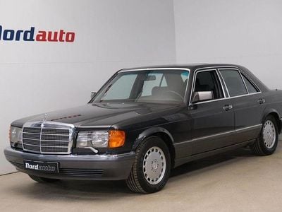 Gebraucht Mercedes 560 299 PS (219 kW) 1990 Schwarz Limousine