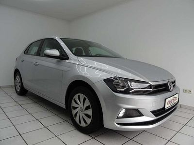 Gebraucht VW Polo Comfortline 95 PS (69 kW) 2018 Silber Kleinwagen