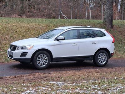 Gebraucht Volvo XC60 Summum 163 PS (119 kW) 2012 Weiß SUV