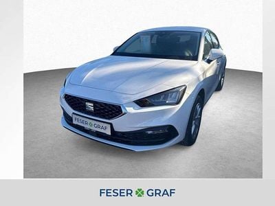 Bila weiß Gebraucht 2025 Seat Leon Limousine | 30.980 € (Etwas zu teuer)