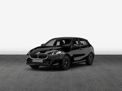 Nouă BMW 120 Sport Line 170 CP (125 kW) 2026 Negru Hatchback