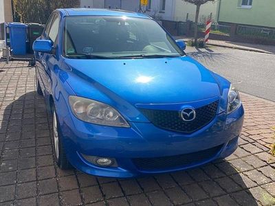 Begagnad Mazda 3 Edition 105 HK (77 kW) 2005 Blå Sedan