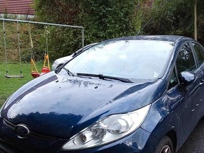 Gebraucht Ford Fiesta 97 PS (71 kW) 2011 Blau Kleinwagen