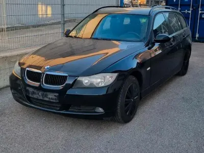 Gebraucht BMW 318 122 PS (89 kW) 2006 Schwarz Kombi