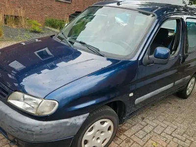 Gebraucht Citroën Berlingo 108 PS (79 kW) 2001 Blau Van / Kleinbus
