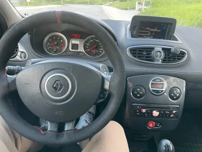 Gebraucht Renault Clio 75 PS (55 kW) 2010 Schwarz Kleinwagen