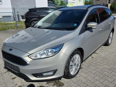 Gebraucht Ford Focus Business Edition 125 PS (91 kW) 2017 Titangrau metallic Kombi