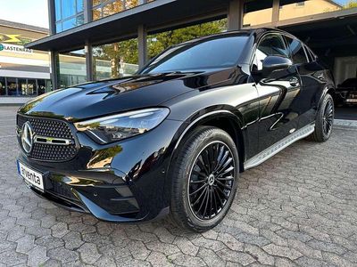 Neu Mercedes GLC300 AMG 269 PS (197 kW) 2026 Schwarz Coupé