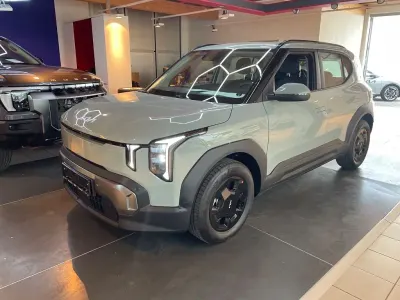 Neu Kia EV2 Earth 108 kW (147 PS) 2026 Grau SUV