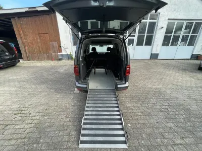 Gebraucht VW Caddy 102 PS (75 kW) 2016 Grau Van / Kleinbus
