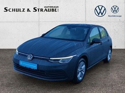 Gebraucht VW Golf VIII Life 131 PS (96 kW) 2022 Delfingrau metallic (metallic) Limousine