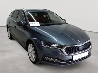 Gebraucht Skoda Octavia First Edition 150 PS (110 kW) 2021 Quarzgrau metallic Kombi