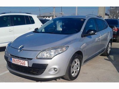 Gebraucht Renault Mégane III Expression 110 PS (80 kW) 2012 Silber Limousine