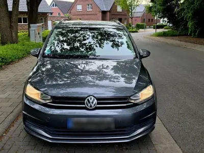 Gebraucht VW Touran 116 PS (85 kW) 2017 Grau Van / Kleinbus