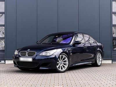 Second-hand BMW M5 Comfort Edition 507 CP (372 kW) 2005 Albastru Berlinǎ