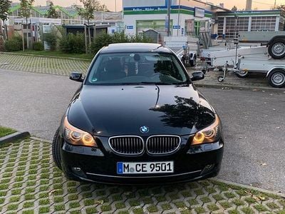 BMW 523